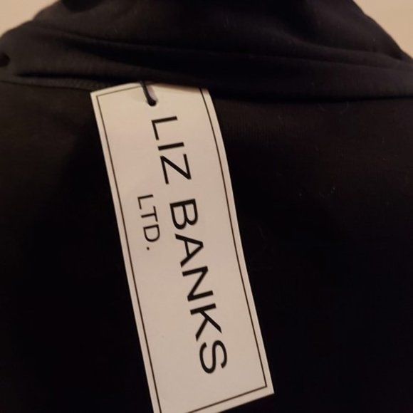 LIZ BANKS LTD BLACK W/WHITE SCREEN PRINT SLIP OVER TOP SIZE S NWT - Picture 5 of 5